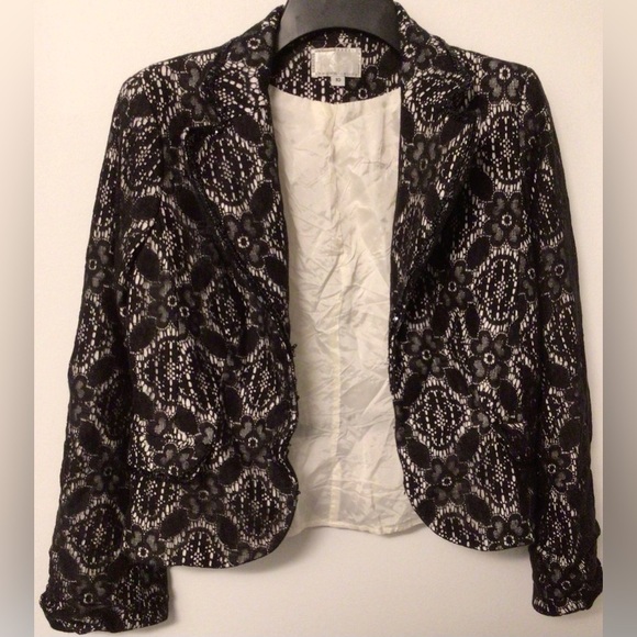 Jackets & Blazers - Roberto Makali Elegant Black and cream  Women's blazer size 10